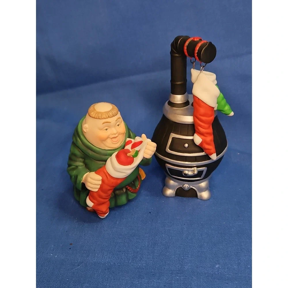 Dept 56 Merry Makers Christmas Stockings Pot Bellied Stove Monk